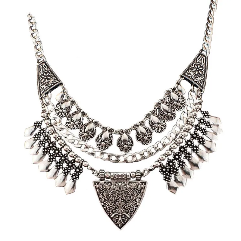 Bohemia Chic Design Fashion Necklaces For Women Vintage Carving Alloy Choker Statement Necklaces & Pendants Collares