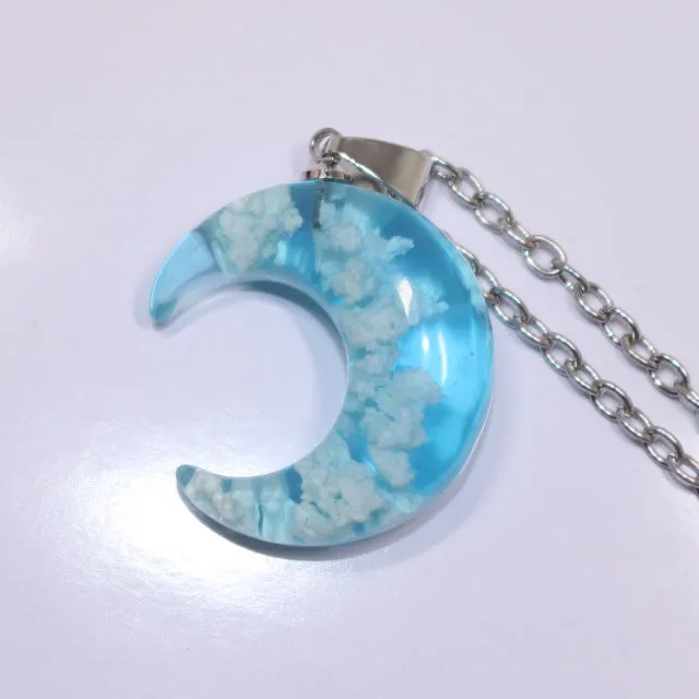 Chic Transparent Resin Rould Ball Moon Pendant Necklace