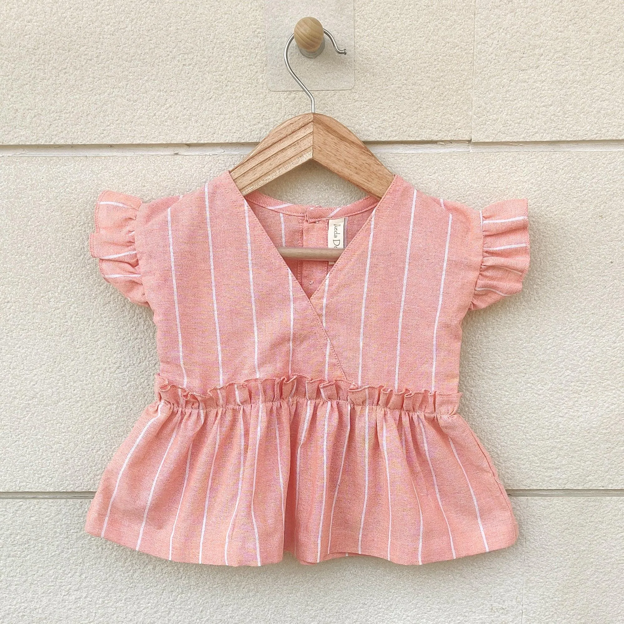 Ikeda Designs Stripe Print Ruffled Sleeve Top - Peach