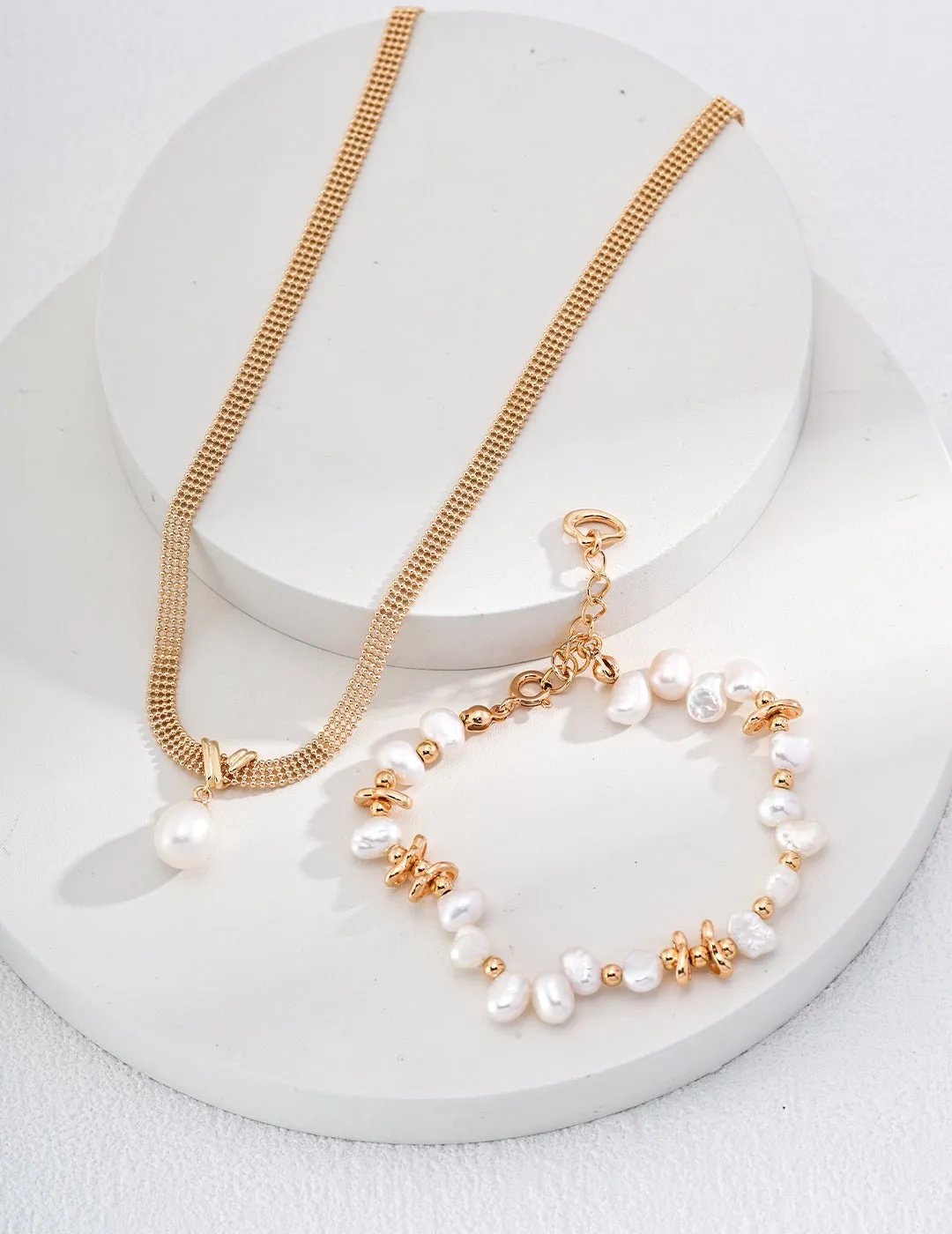 Minimalist Chunky Chain Pearl Pendant Necklace