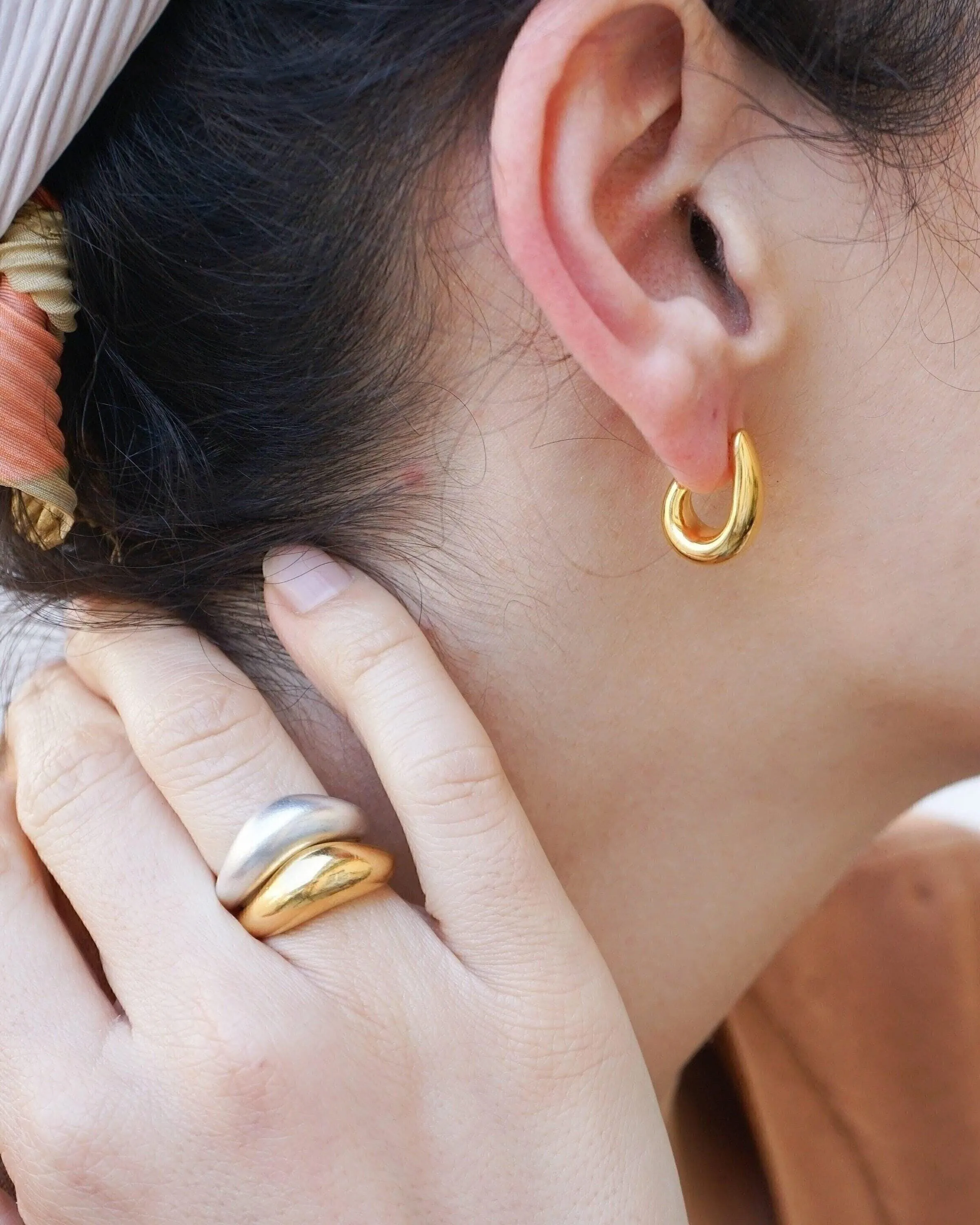 Modern Gold Open Hoop Earrings