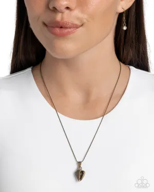 Necklaces Conch Confidence - Brass