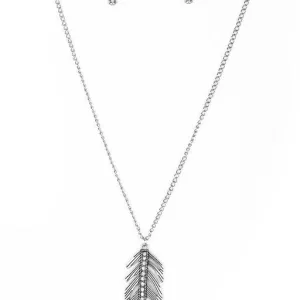 Paparazzi Necklace ~ Sky Quest - White