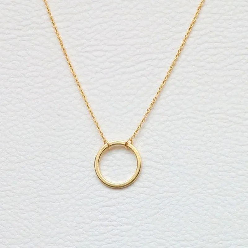 Personality Fashion Ladies Simple Empty Circle Geometric Pendant Necklace Exquisite Clavicle Chain