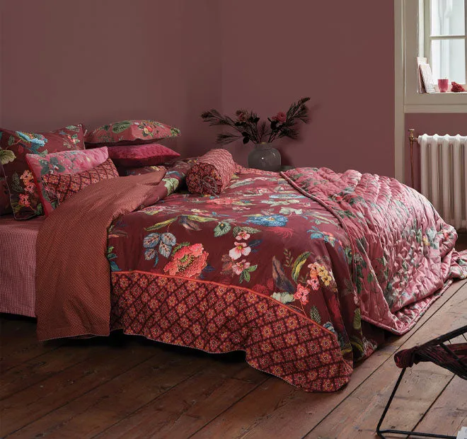 Poppy Stitch Quilt Cover Set Range Red