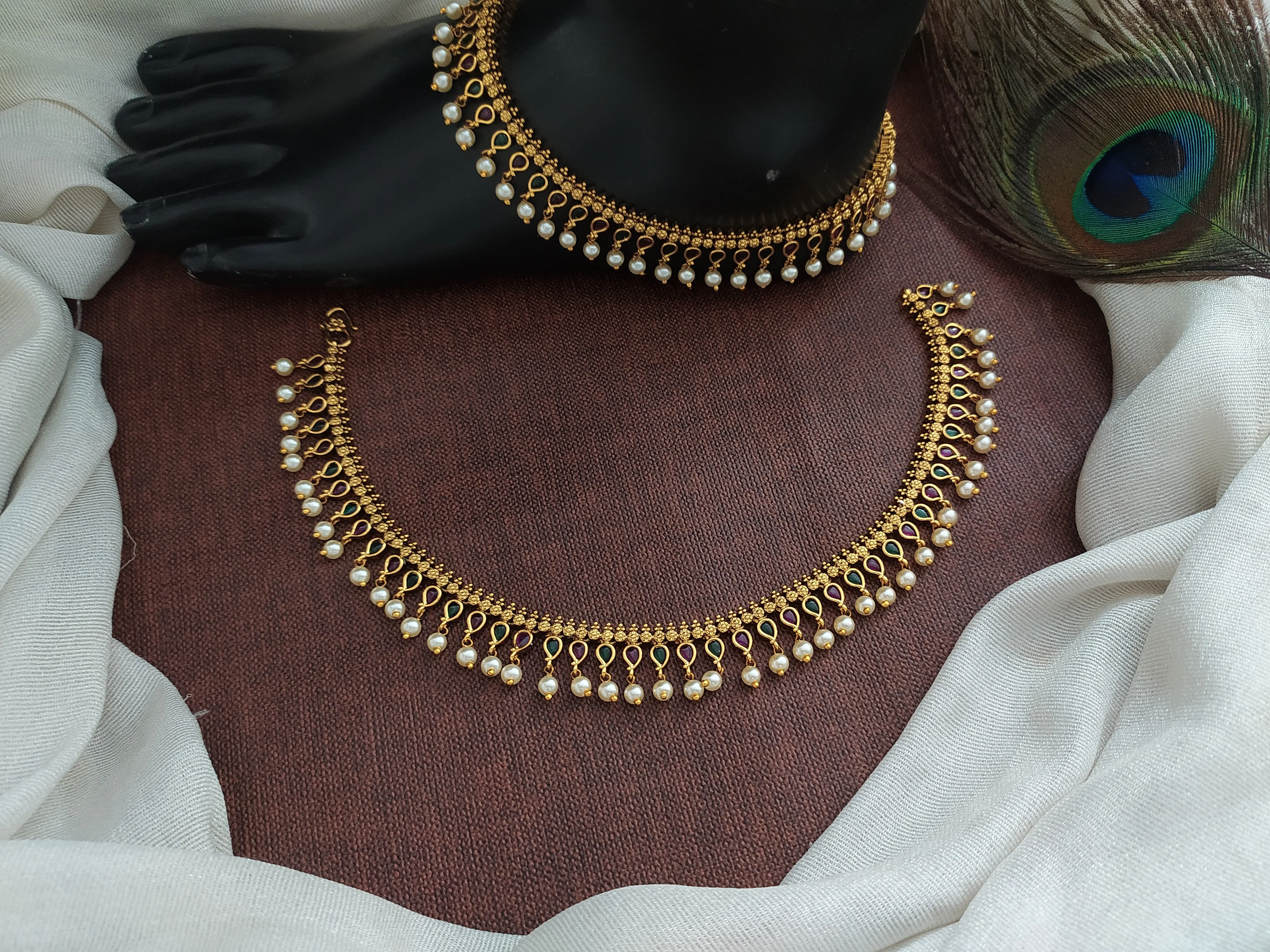 Unveiling Timeless Elegance of The Antique Kemp Stone Anklets with Pearl Drops